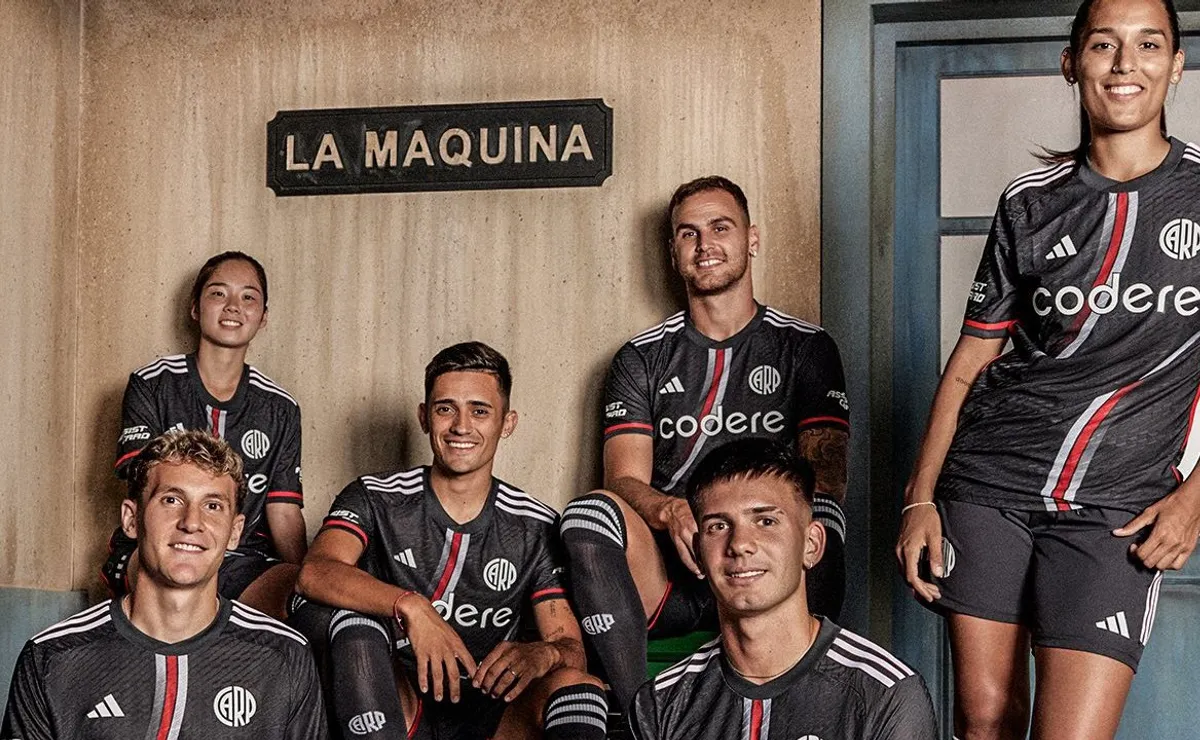 River presentó su nueva camiseta.