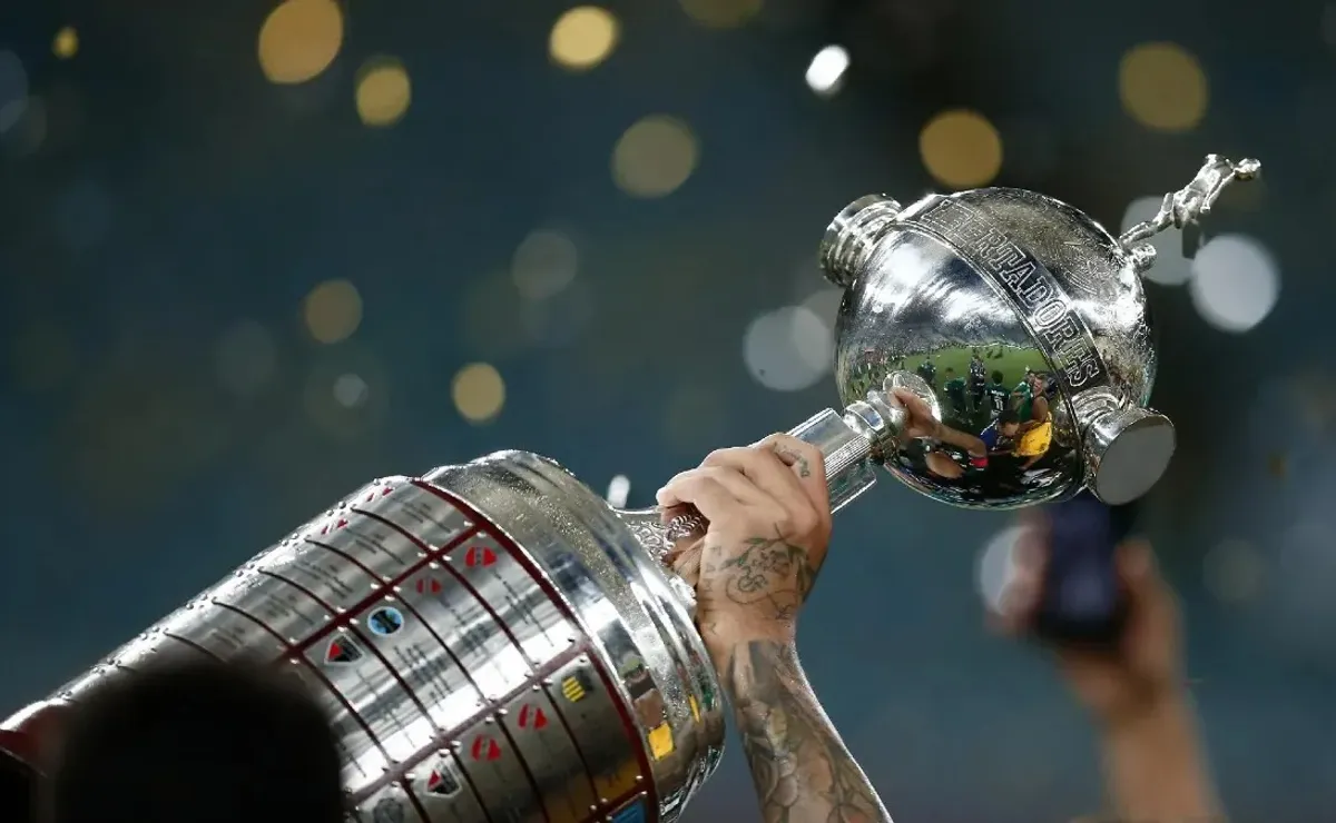 River podría jugar ante un equipo insólito en la edición 2025.