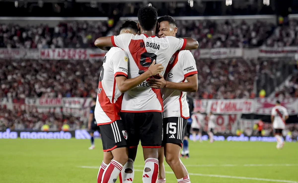 River comienza un mes muy movido.
