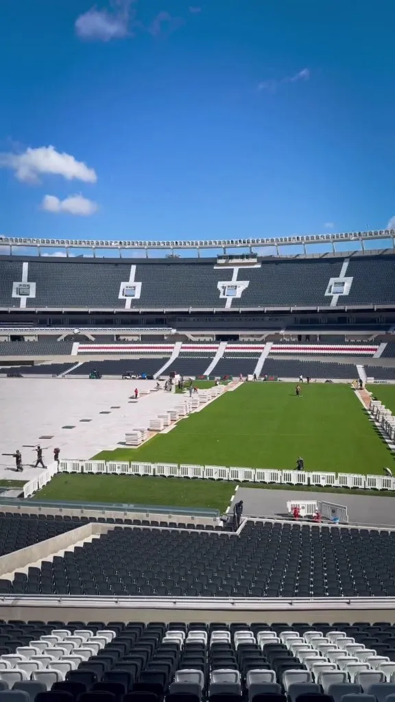 Comenzaron a descubrir el Monumental. (X: @ObrasRiverPlate)