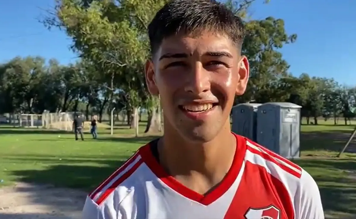 Lautaro River tras marcar un doblete con River