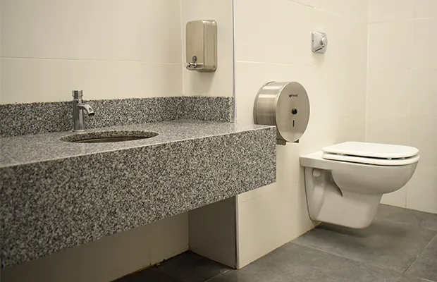 Las tribunas populares inferiores Sívori y Centenario del estadio Monumental contarán con baños renovados a partir del partido de la Copa de la Liga 2024 que River jugará con Rosario Central.