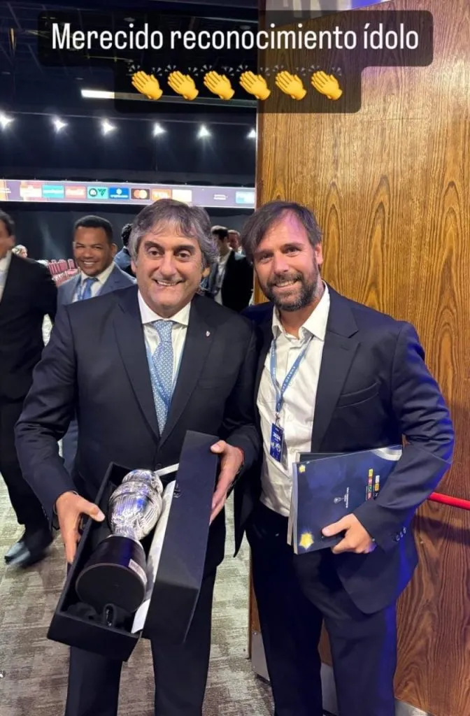 Cavenaghi felicito a Francescoli por su premio. (Instagram)