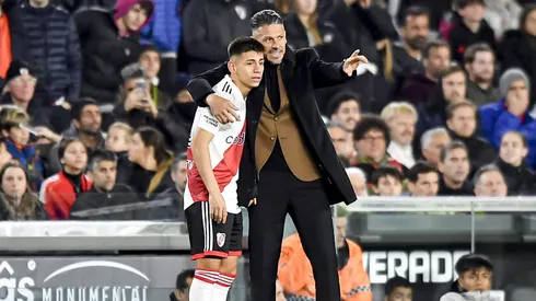 Echeverri debutó en Primera el 22 de junio de 2023 ante Instituto.