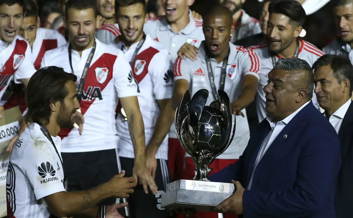 El Chiqui no estuvo en la premiación