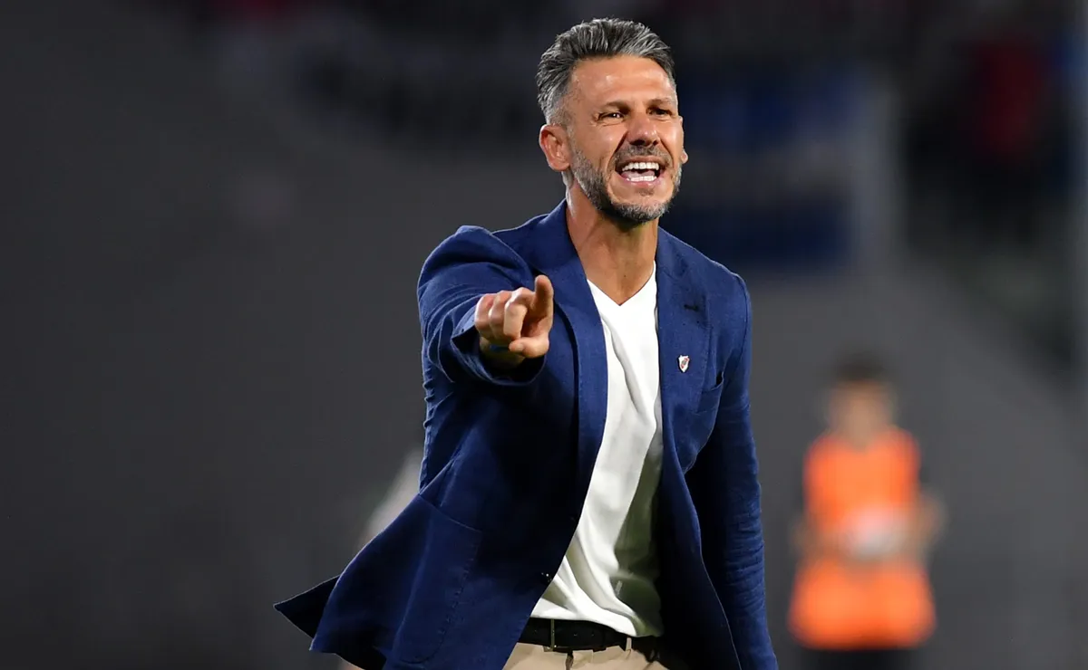 Demichelis dio los convocados para el duelo por Copa Libertadores.