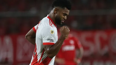 Puño cerrado y festejo para Borja.