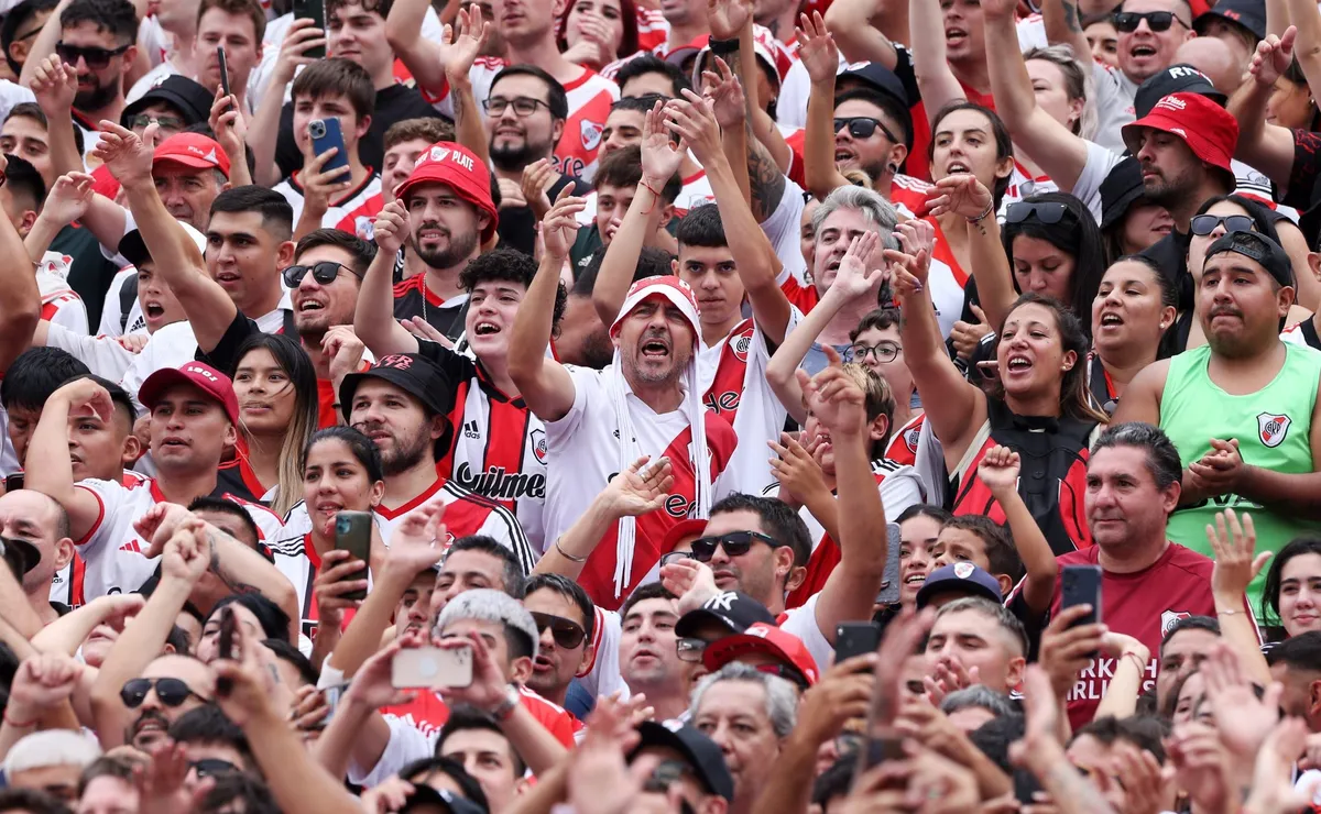 El hincha de River siempre acompaña (FOTO: Getty).