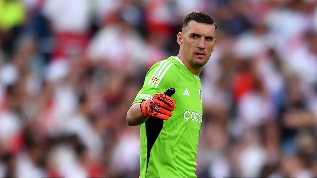 Franco Armani volvió a ser figura en River.