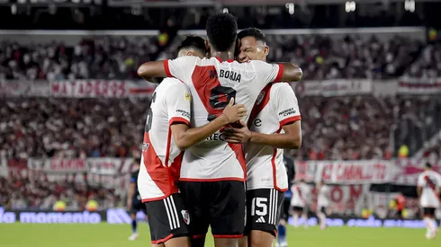 River quiere meterse en cuartos.