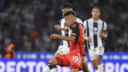Echeverri jugó 11 minutos ante Talleres en el Kempes. (Foto: Getty).