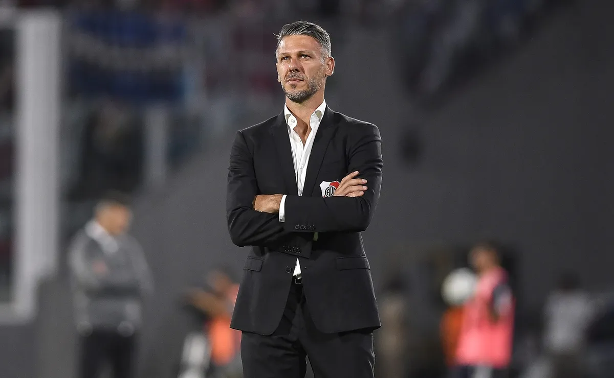 Demichelis tiene una baja obligada vs. Instituto