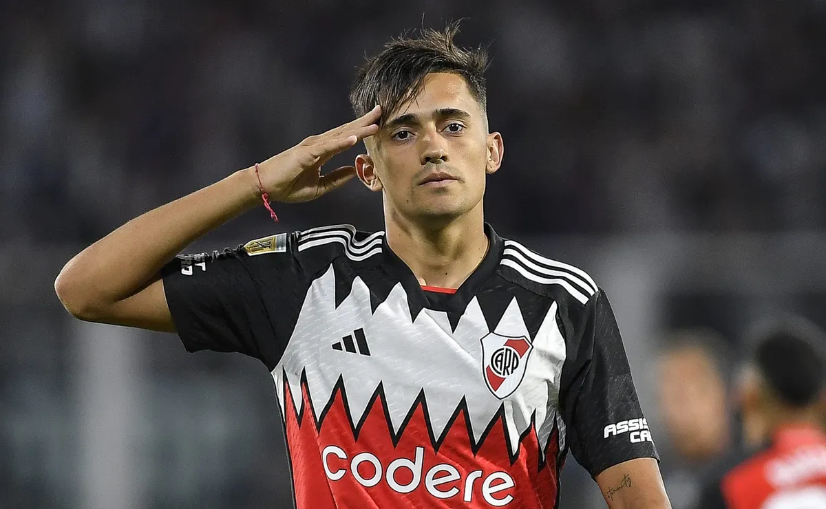 Pablo Solari volverá a ser titular ante Riestra.