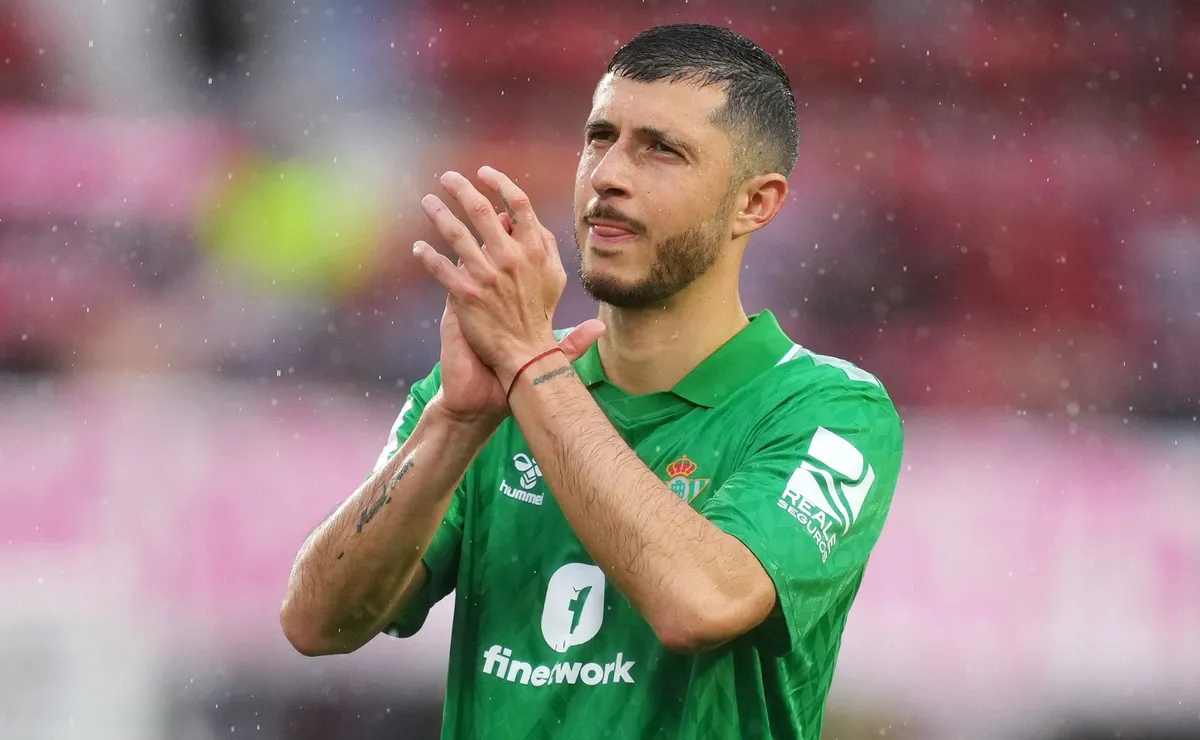 Guido Rodríguez se quedará en España: tiene todo muy avanzado para ser jugador del Barcelona.