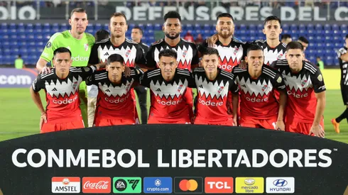 Los once titulares de River ante Libertad.