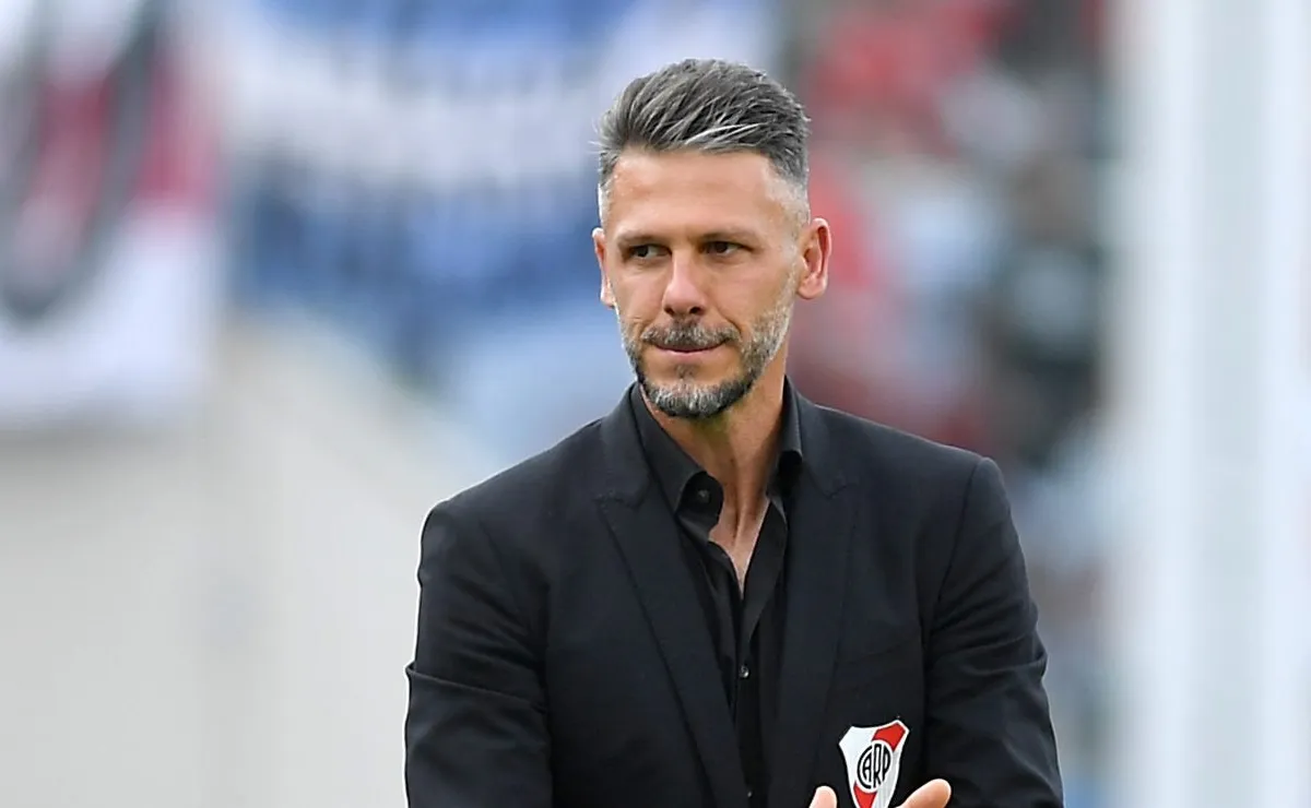 Martín Demichelis define a los once titulares para el duelo ante Riestra. (Foto: Getty Images)