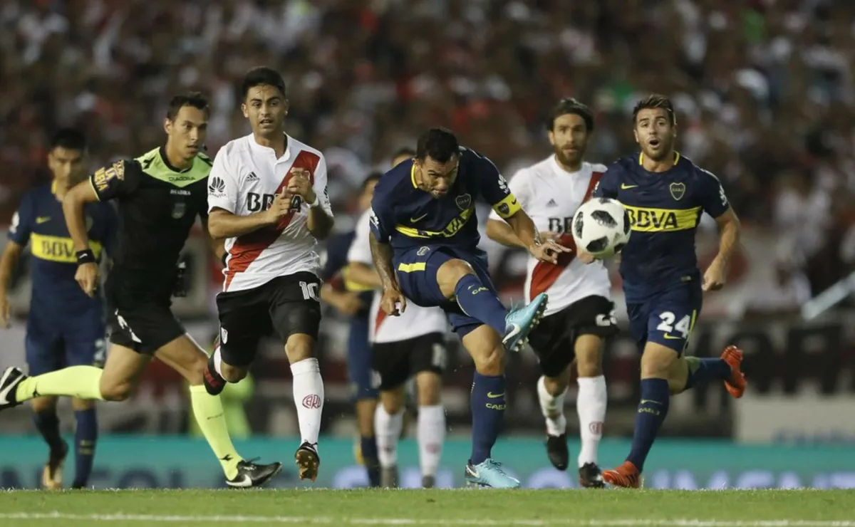 Riquelme pidió la vuelta de los clásicos de verano