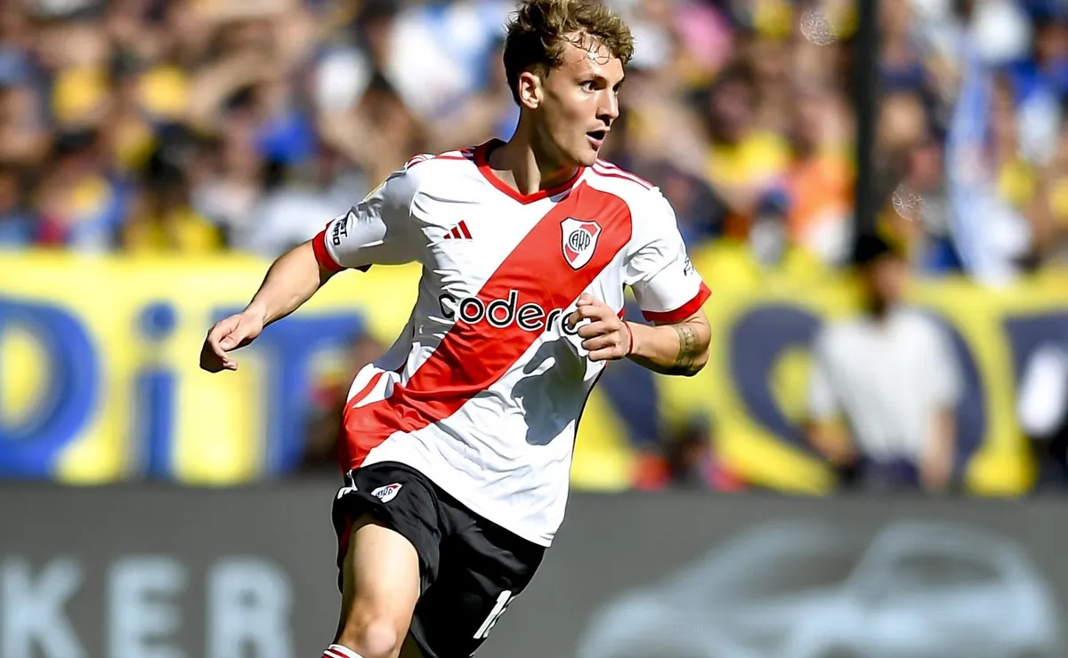 Colidio se mantendría como titular y Solari en el banco.