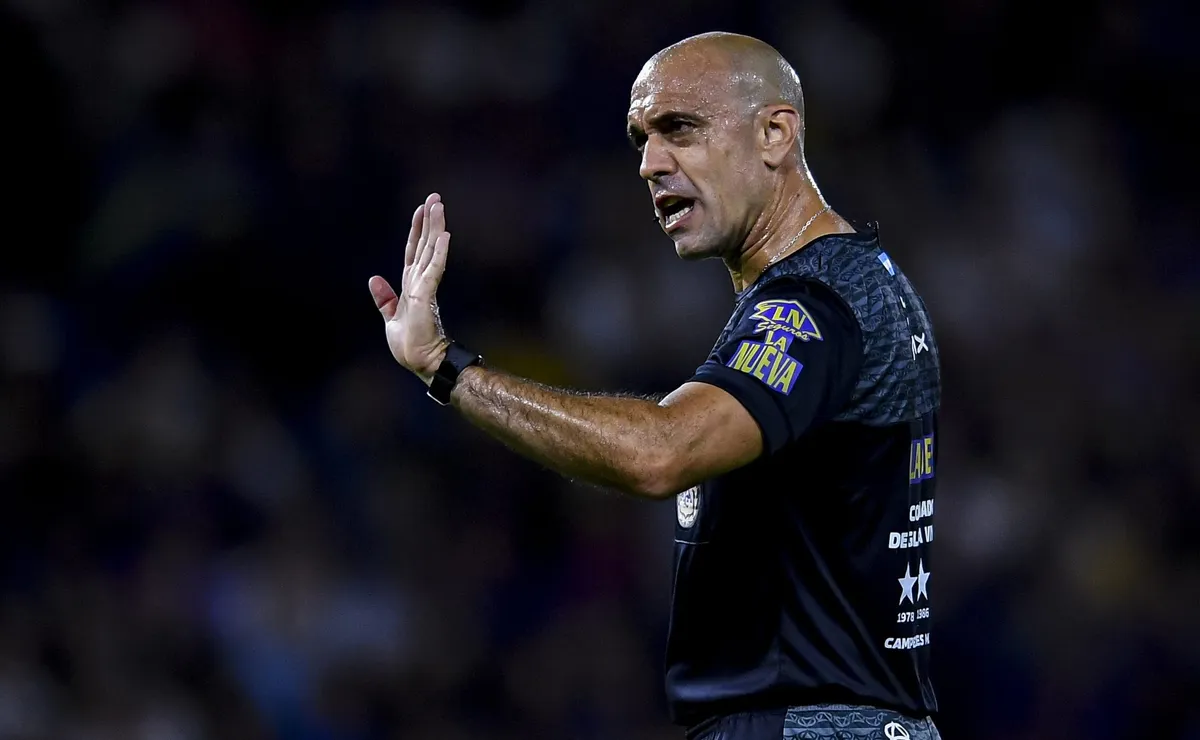 Baliño estará en el VAR en el superclásico. Foto: Getty.