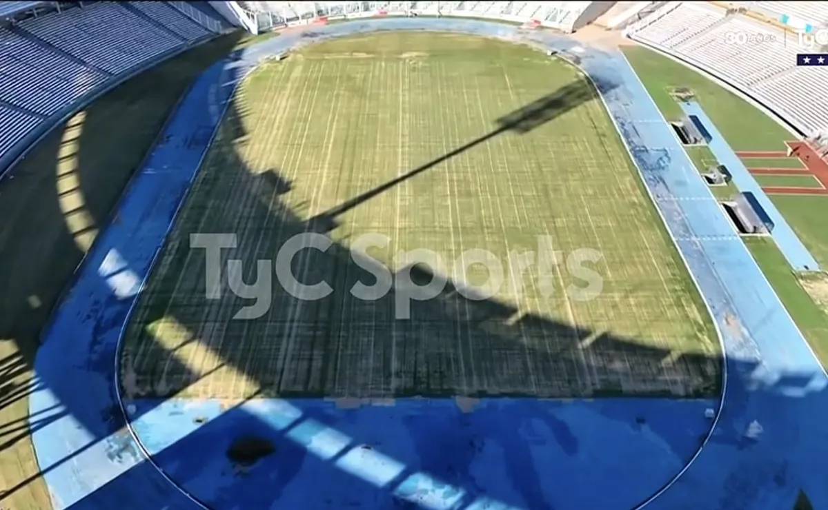 El Estadio Kempes está en un muy mal estado a la vista.