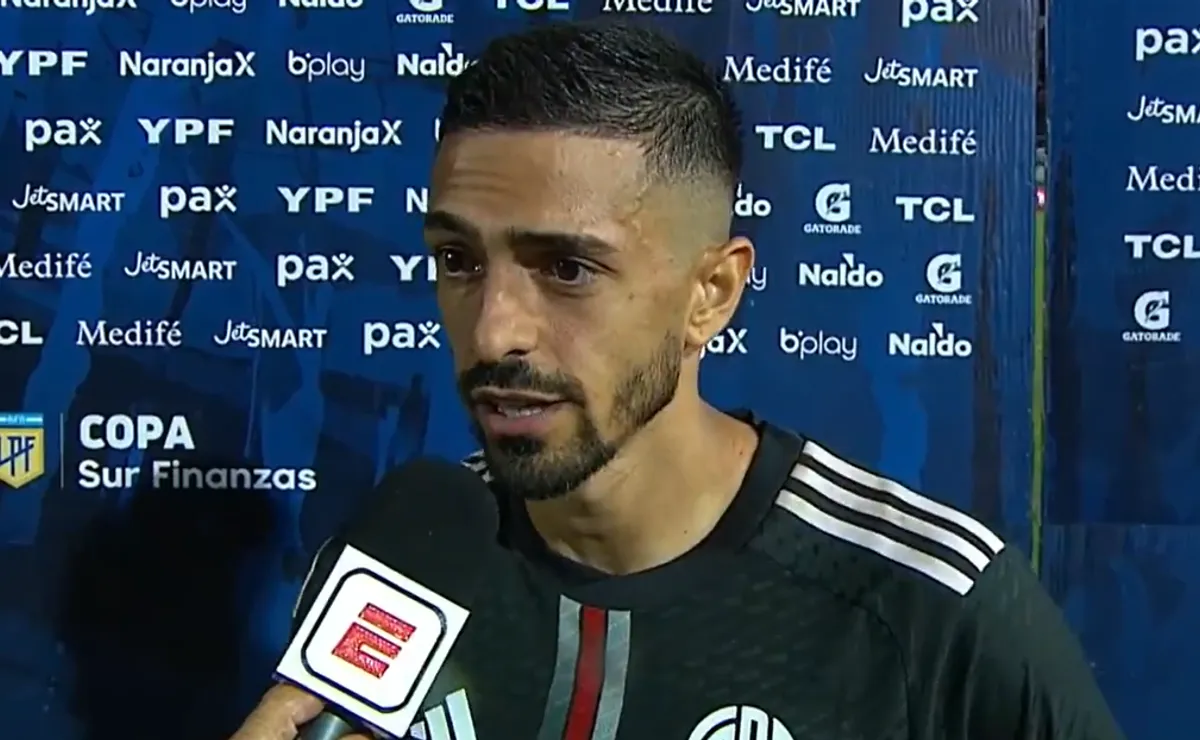 Lanzini completó un gran partido ante Instituto.