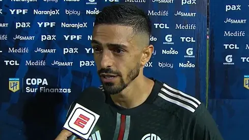 Lanzini completó un gran partido ante Instituto.