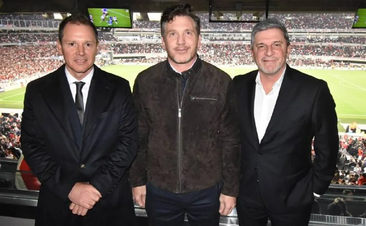 Domínguez visitó el Monumental.