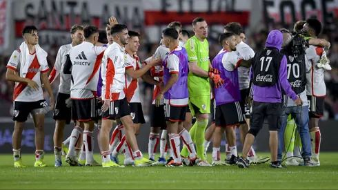Demichelis espera a Pablo Solari hasta el final.