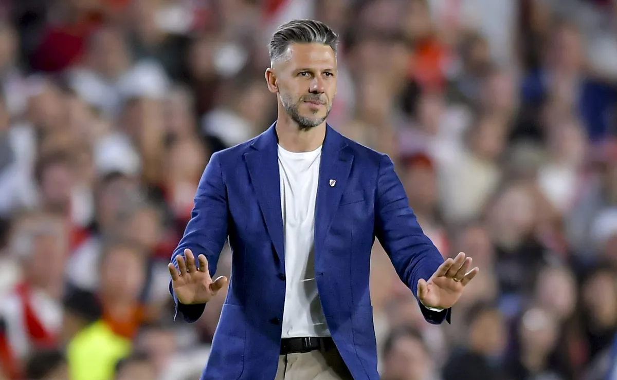 Demichelis espera por dos figuras de River.