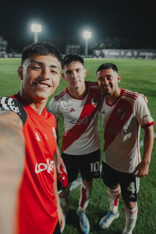 Los tres goleadores del Superclásico. (River Prensa)