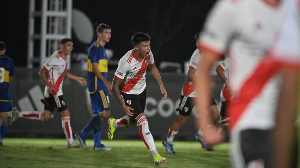 Ruberto convirtió un doblete ante Boca en Reserva. Foto: Prensa River.