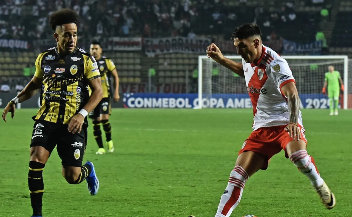 Enzo Díaz volvió a exponer un rendimiento adverso.
