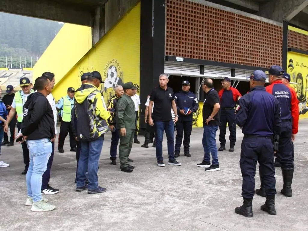 Una delegación de la Conmebol visitó el estadio Pueblo Nuevo, del Deportivo Táchira de Venezuela, y le dio luz verde para recibir a River en el inicio de la Copa Libertadores de América 2024 (FOTO: Instagram/ @dvotachira).