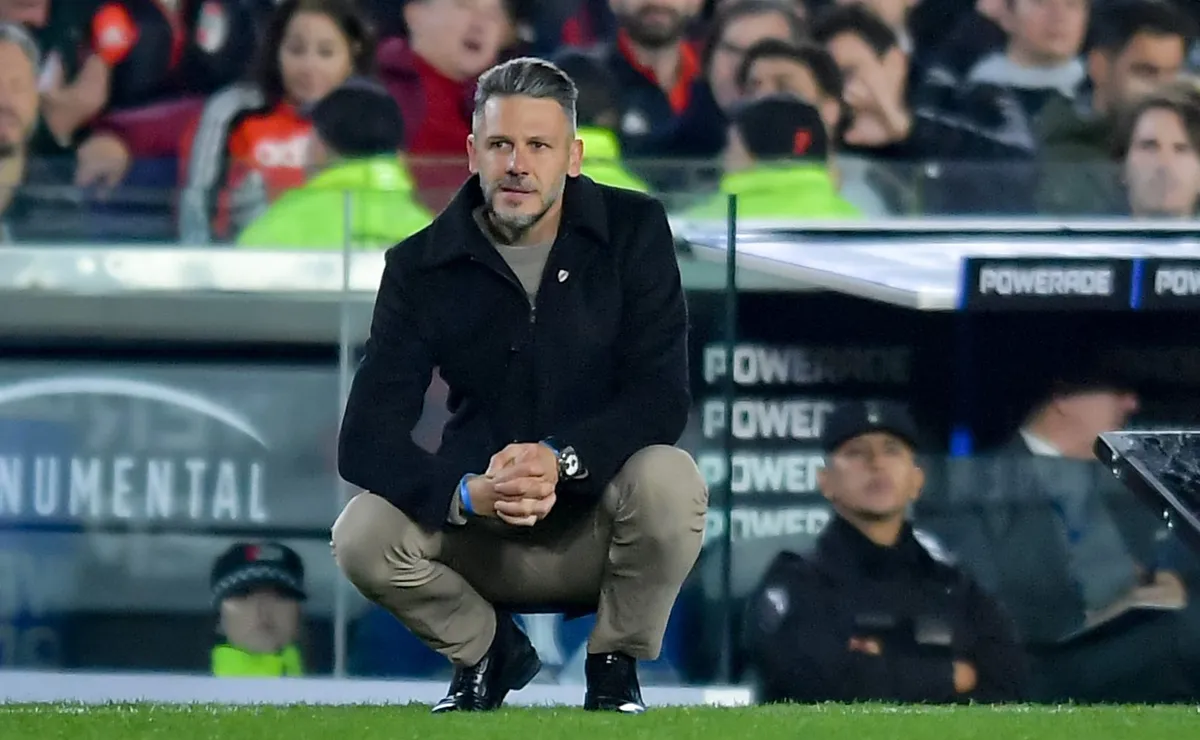 Demichelis espera por los refuerzos.