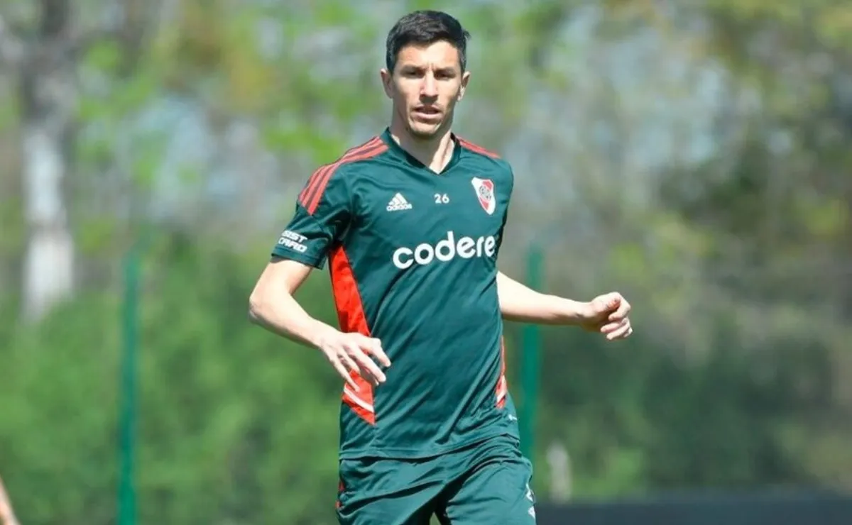 Por ahora, Nacho Fernández se queda en River.