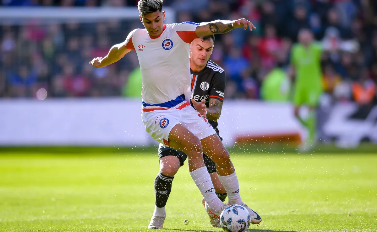 El último partido de González Pirez fue en la derrota 1-0 ante Argentinos hace poco más de quince días. (Foto: Getty).