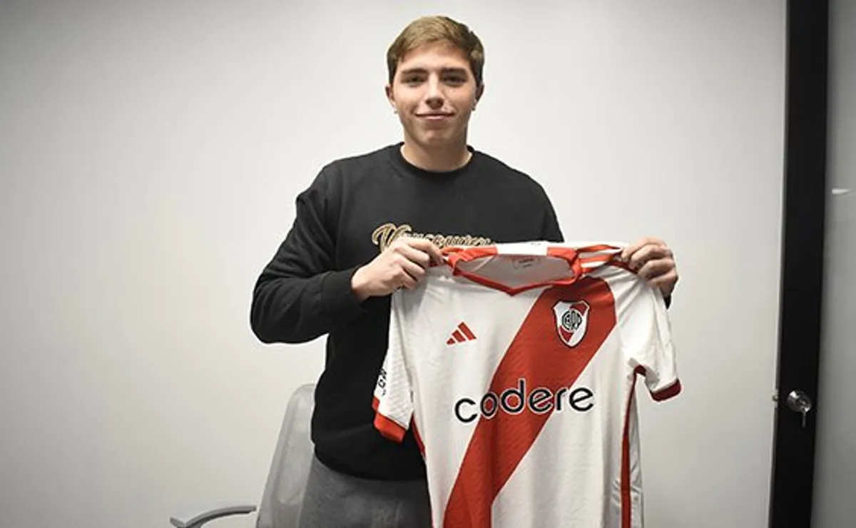 El arquero de la Selección Argentina juvenil que firmó contrato con River.