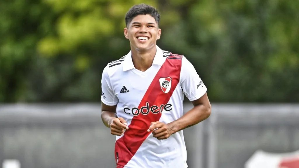 Alexis González metió 11 goles con la Reserva de River en 2024 (Foto Prensa CARP).