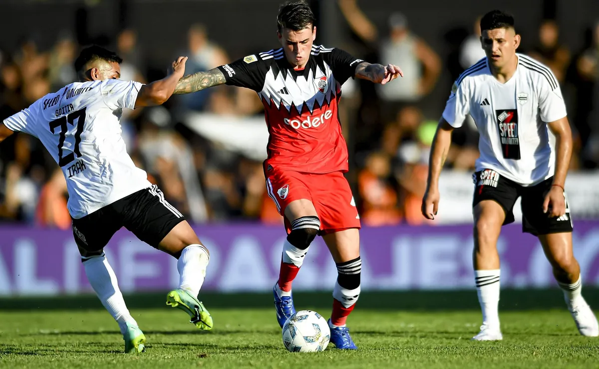 River buscará un nuevo triunfo ante Riestra.
