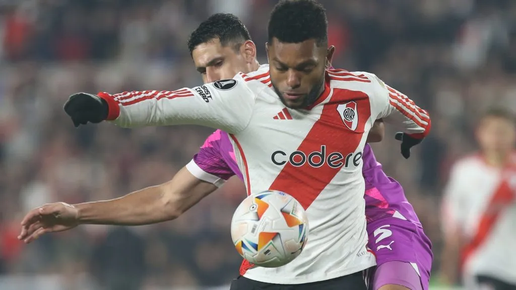 Borja puso el 1-0 para River ante Libertad en el primer tiempo.