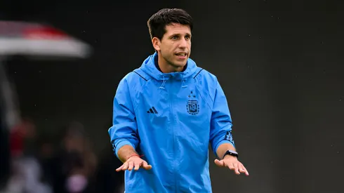 El ex River Diego Placente es el DT de la Selección Sub 20.