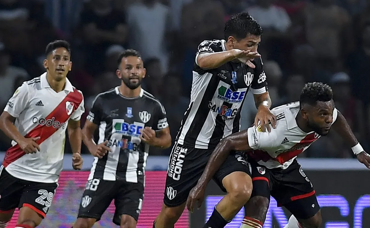 River debuta ante Central Córdoba en Nuñez. (Foto: Getty).