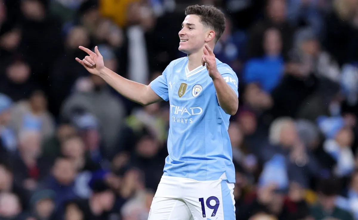 Julián Álvarez se quiere ir del Manchester City.