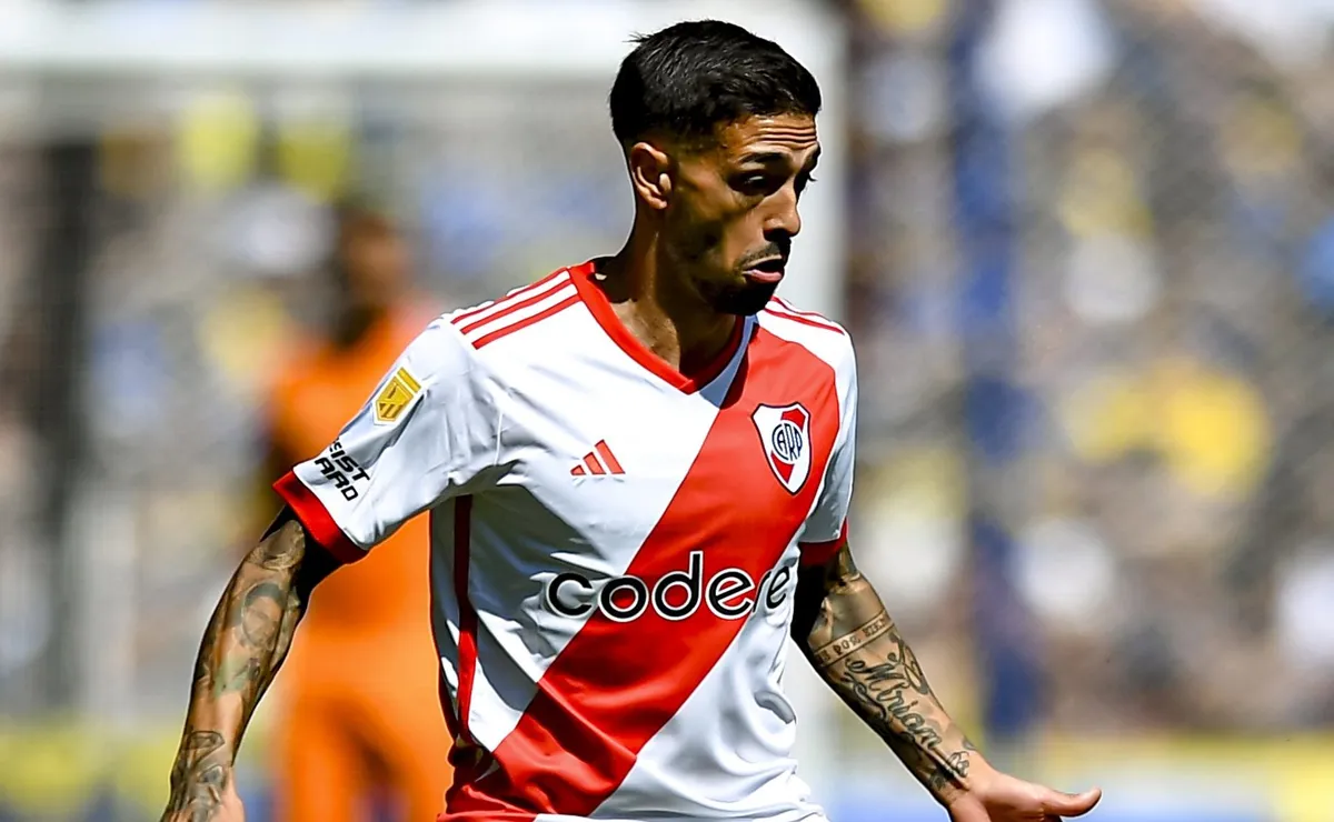 Manuel Lanzini recibió el alta y podría ser citado contra Riestra.