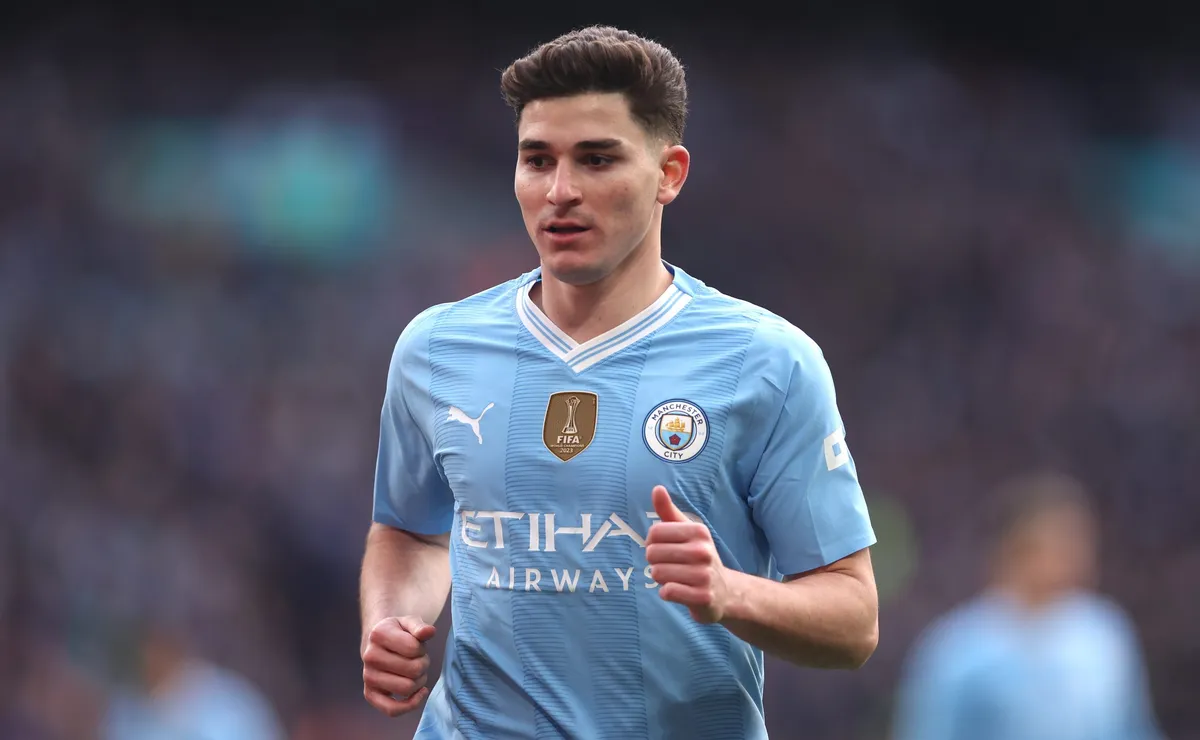 Julián podría irse de Manchester City en este mercado. Foto: Getty.