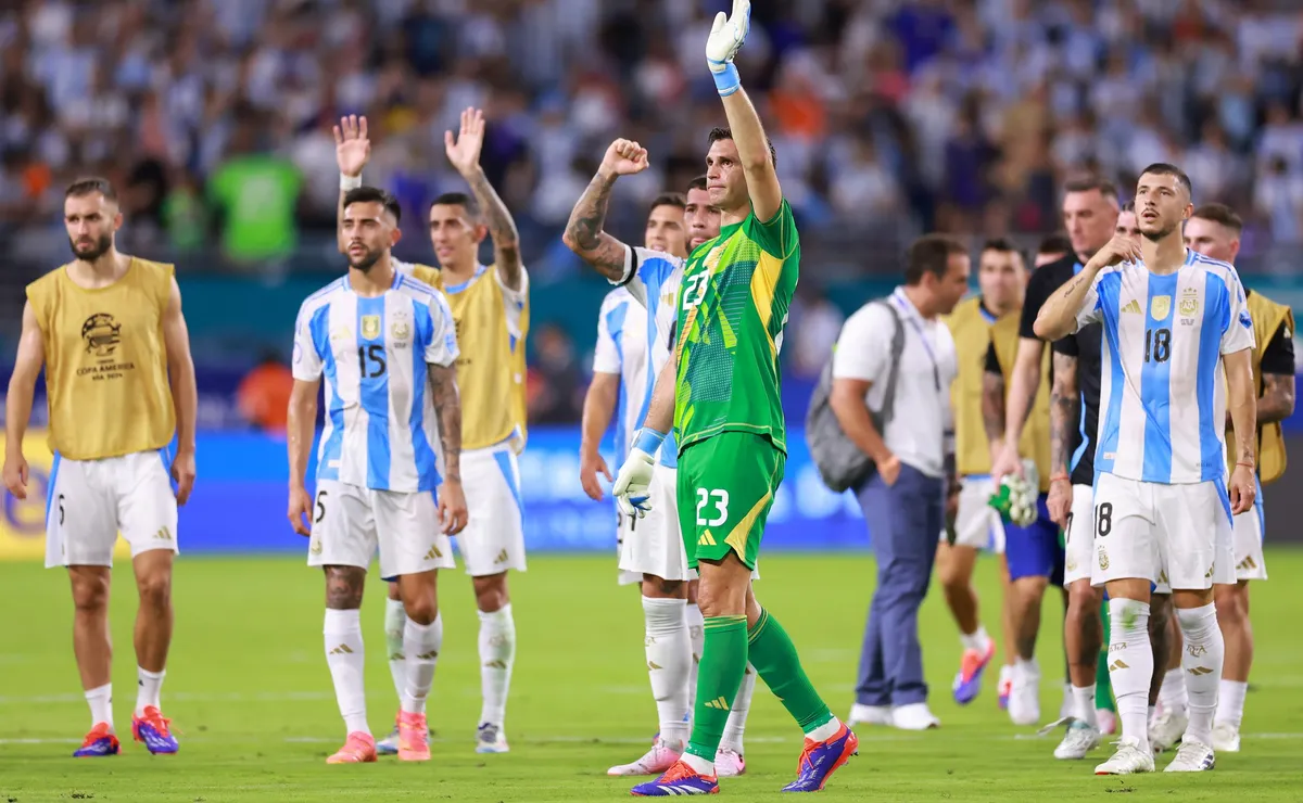 Los puntajes de Argentina contra Perú (Getty).