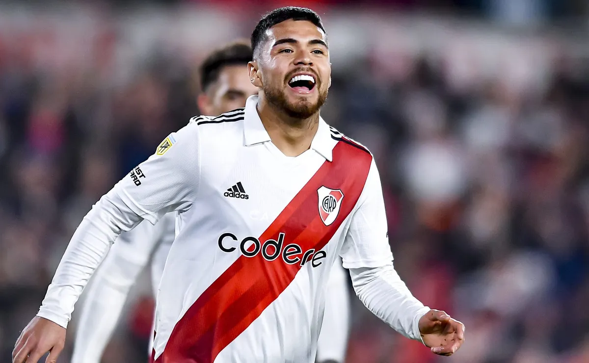 Está firme la chance de que Paulo Díaz se vaya a Arabia.