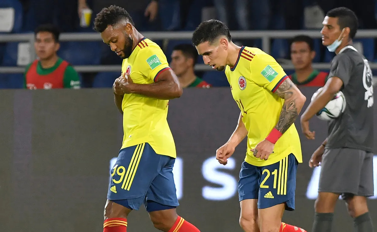 Borja celebra un tanto de Colombia.