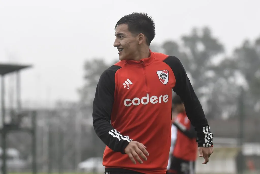 Subiabre llegó desde la C.A.I de Comodoro Rivadavia a Nuñez. Foto: @RiverPlate.