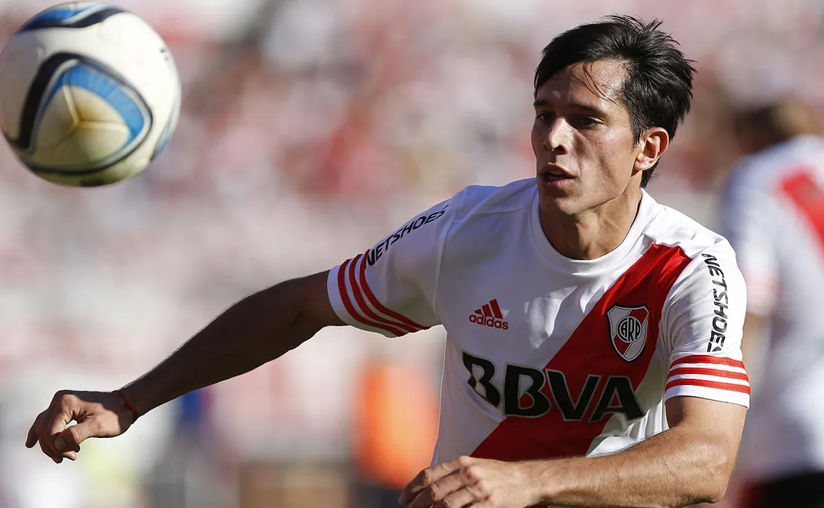 Augusto Solari juega en México.